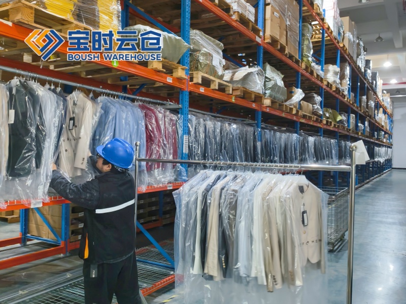 年销500万的服装店,到底要不要把仓库交给云仓?